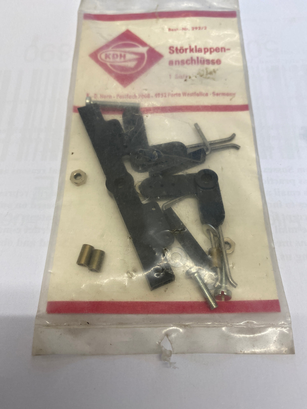 KDH Airbrake/Aileron Connectors for use with gliders (BOX 75)