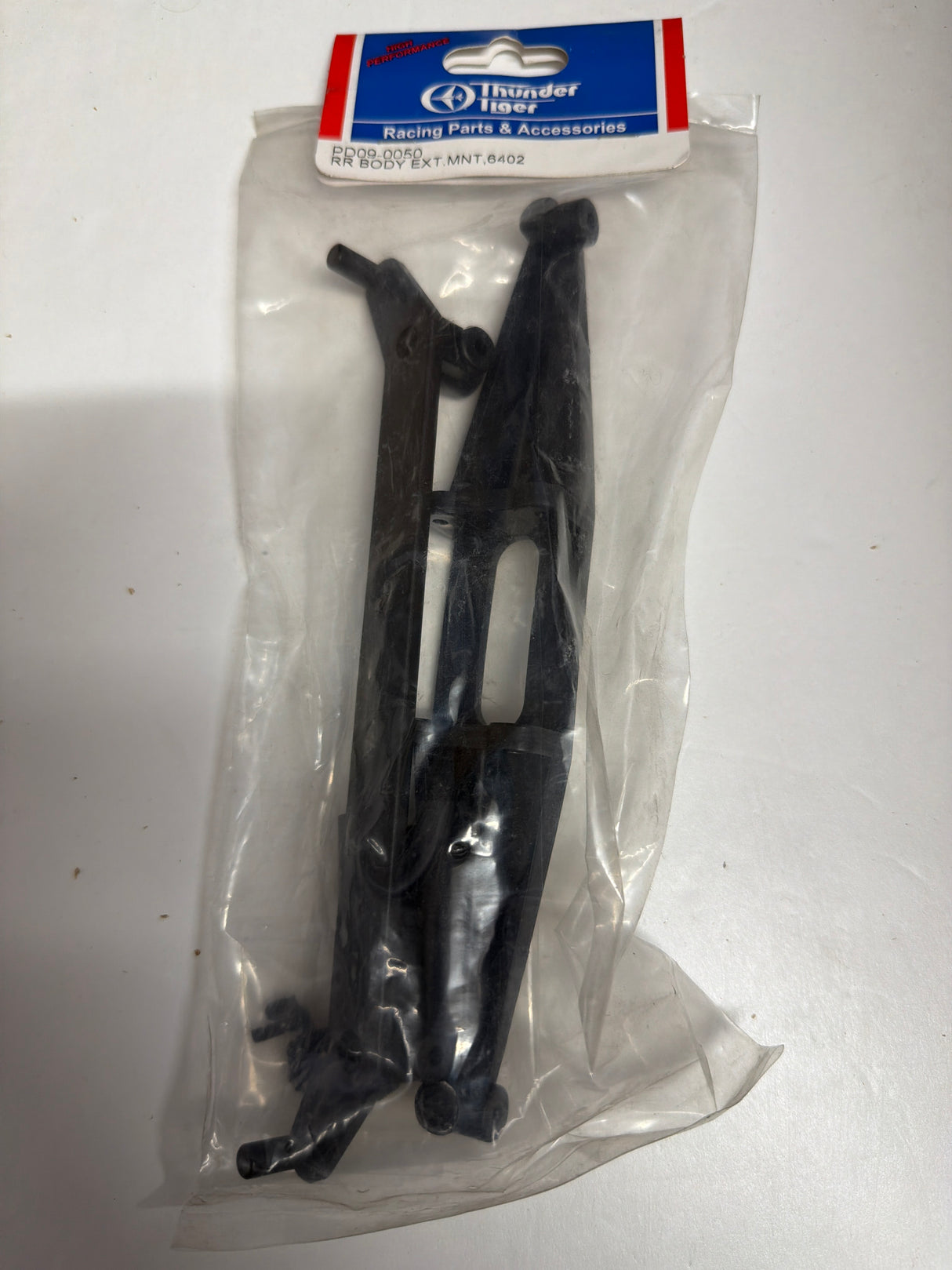 Thunder Tiger PD09-0050 RR Body Ext. MNT 6402 (Box 25)