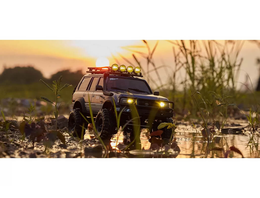 FMS FCX 1/18 TOYOTA LC80 RTR SCALER - BLUE