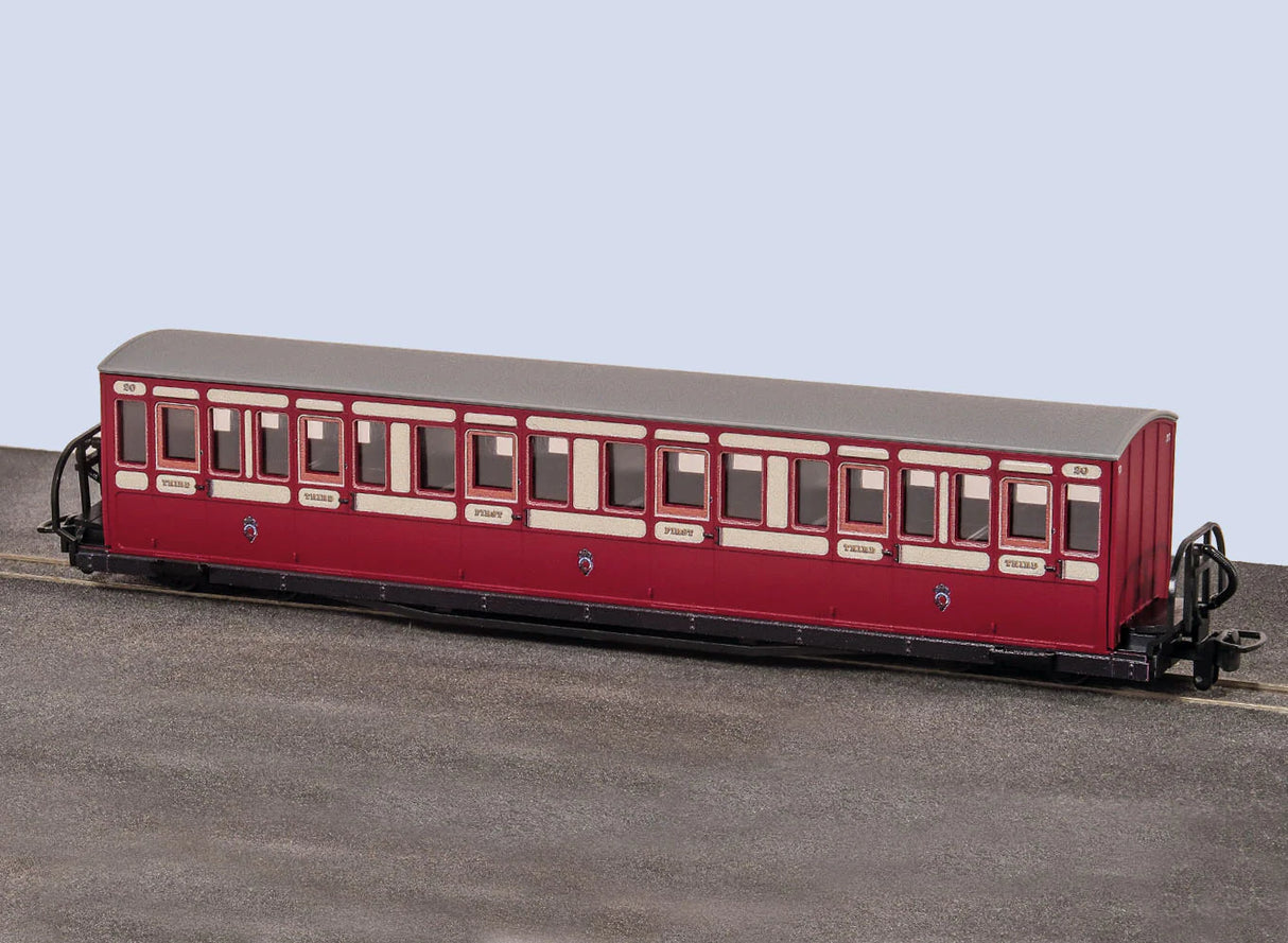 PECO F.R. Bowsider - Long Red & Cream No. 20 OO-9 GR-622B