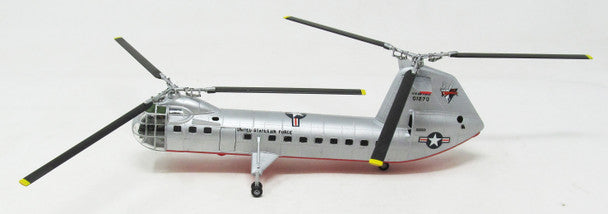 Atlantis 1:96 H-16 Transporter Helicopter kit with Display Stand H223
