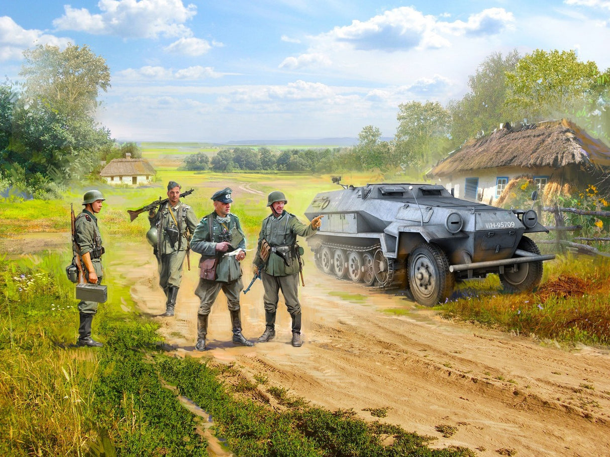 Sd.Kfz.251/1 Ausf.A with 4 German Infantry Figures