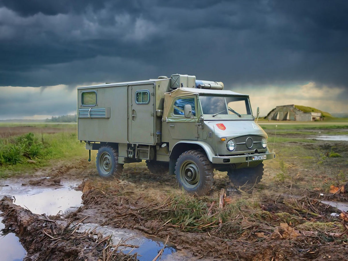 Unimog S 404 with Box Body German Military Truck