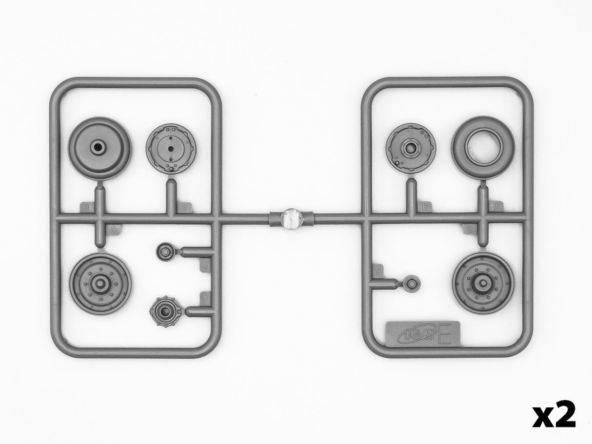 ICM 1/5 W.O.T. 6 WWII British Truck Kit 35507