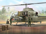 Helicopter Ground Personnel (Vietnam War) 4 Figures