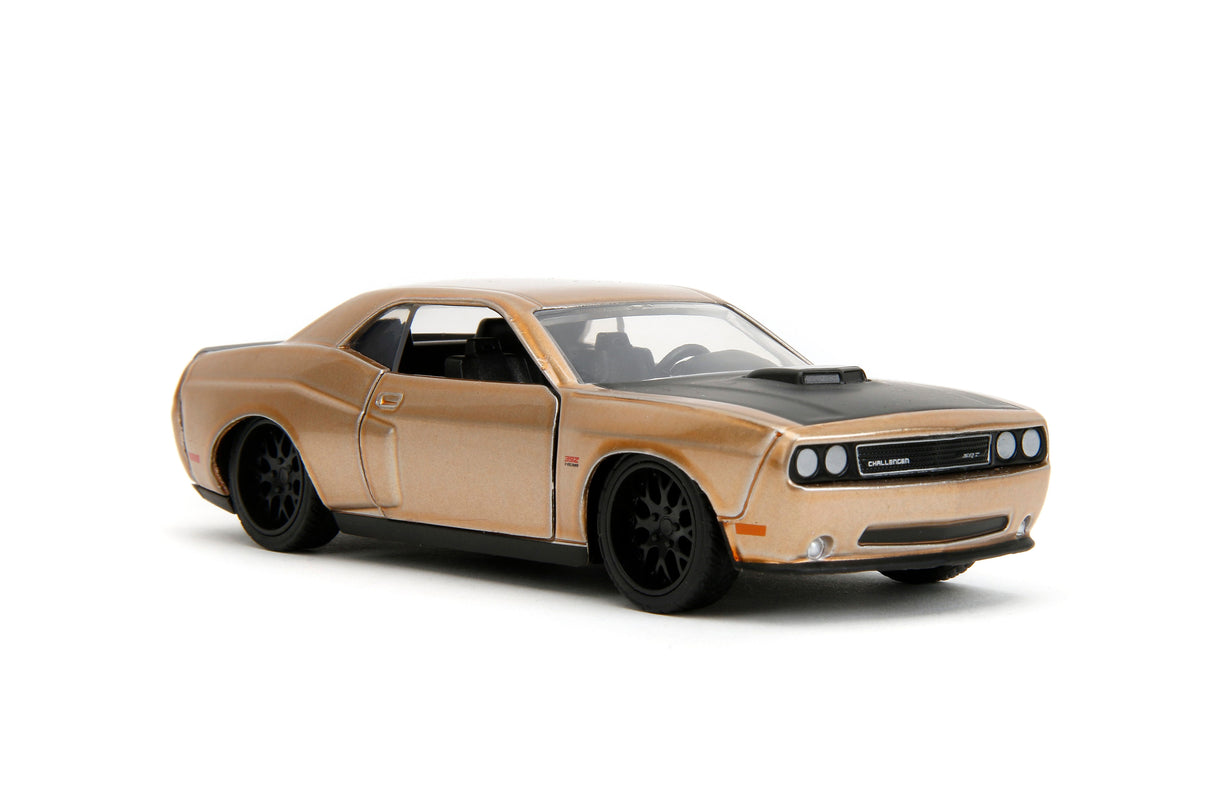 Jada Die Cast Collectables - 1:32 Pink Slips 2012 Dodge Challenger SRT8 - Candy Gamma Gold