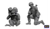 Master Box 1/35 Ukrainian Anti-Tank Crew with Javelin (2 Figures) MAS35229