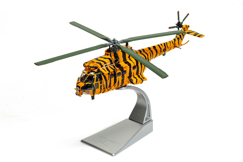 Corgi Westland Puma HC-1 - NATO Tiger Meet livery - RIAT 2005 1:72  AA27006