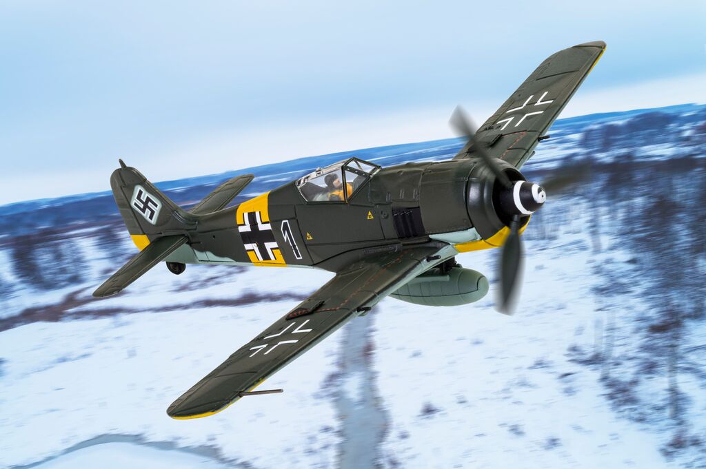 Corgi Focke Wulf Fw 190A-8 Black 1 Oberleutnant Otto Kittel 1:72 AA34318