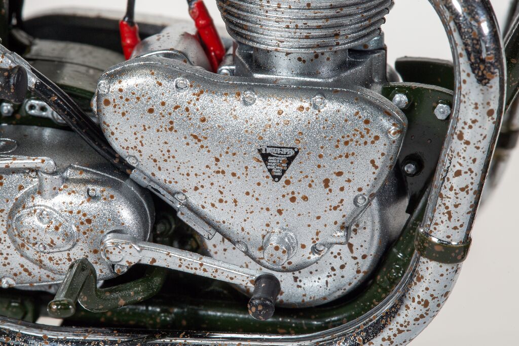 Corgi The Great Escape - Triumph TR6 Trophy (Weathered)  1:12 CC08501