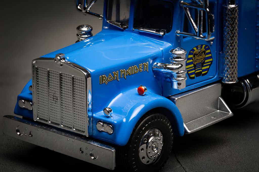 Corgi Heavy Metal Trucks - Iron Maiden Powerslave 1:50 CC55704