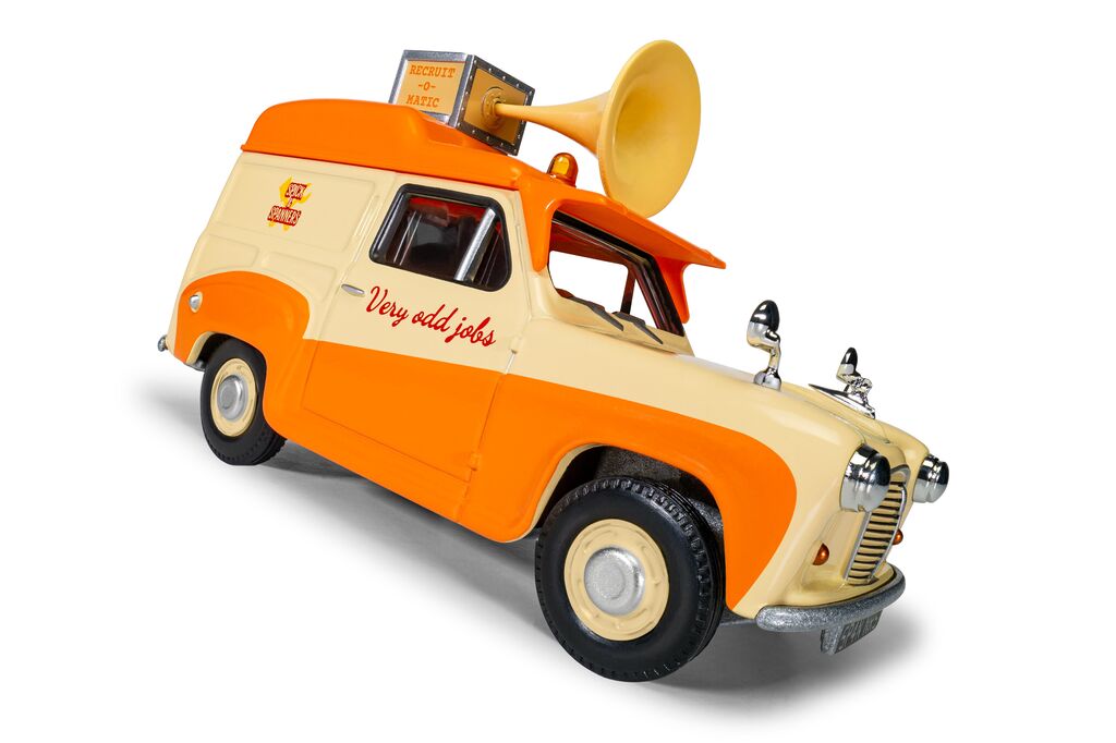 Corgi Wallace & Gromit Austin A35 Van Collection - Cheese Please! Top Bun Spick & Spanmobile 1:43 CC80505