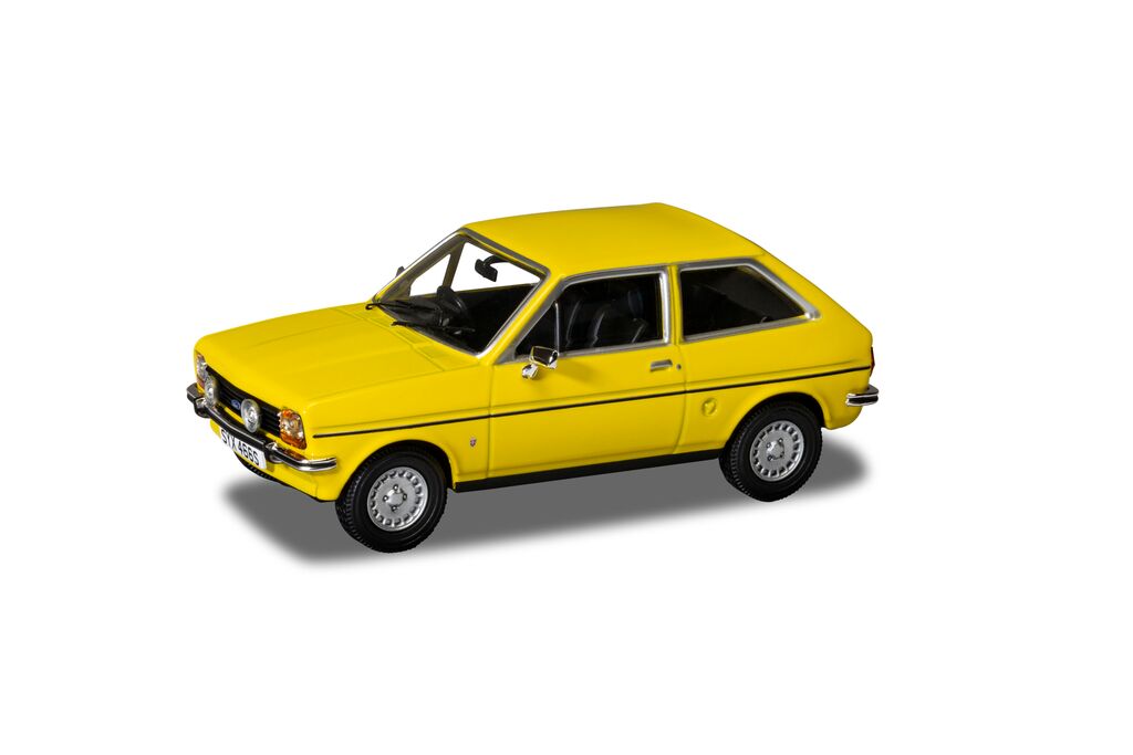 Corgi Vanguards Ford Fiesta MkI 1.3 Ghia Signal Yellow 1:43 VA12513