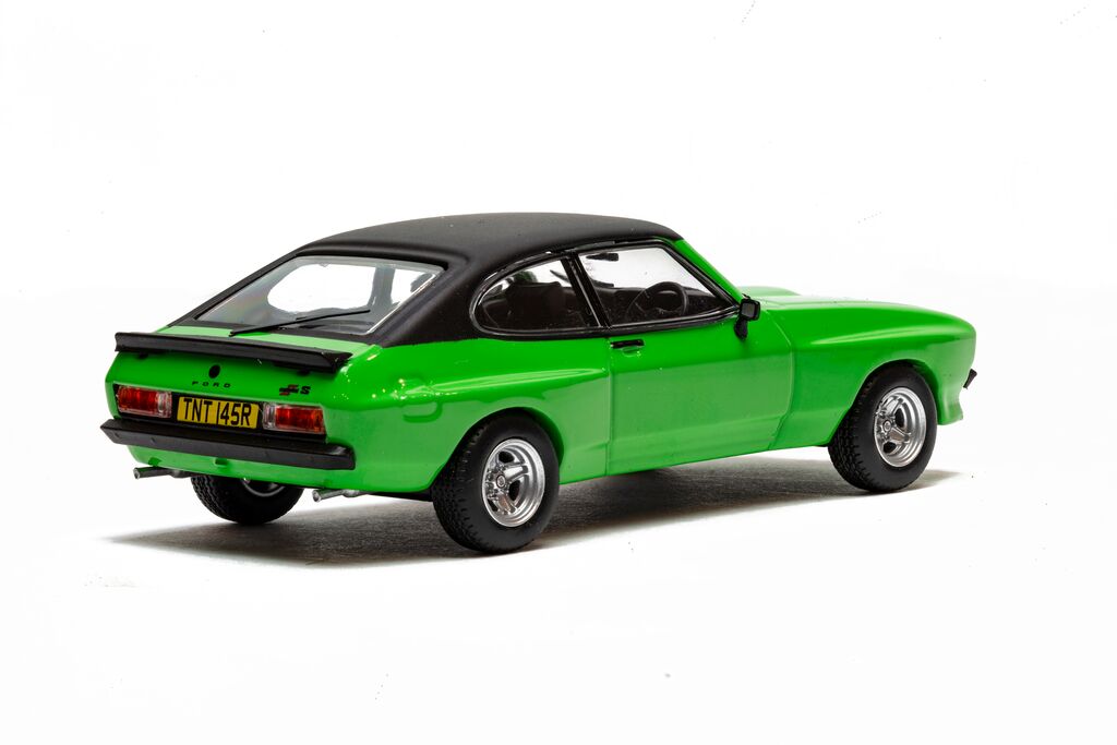 Corgi Vanguards Ford Capri Mk2 3.0S X-Pack Signal Green 1:49 VA15405