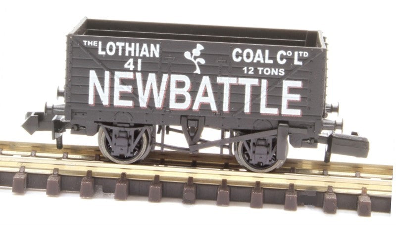 Peco NR-7013P N Gauge 7 Plank Wagon Newbattle