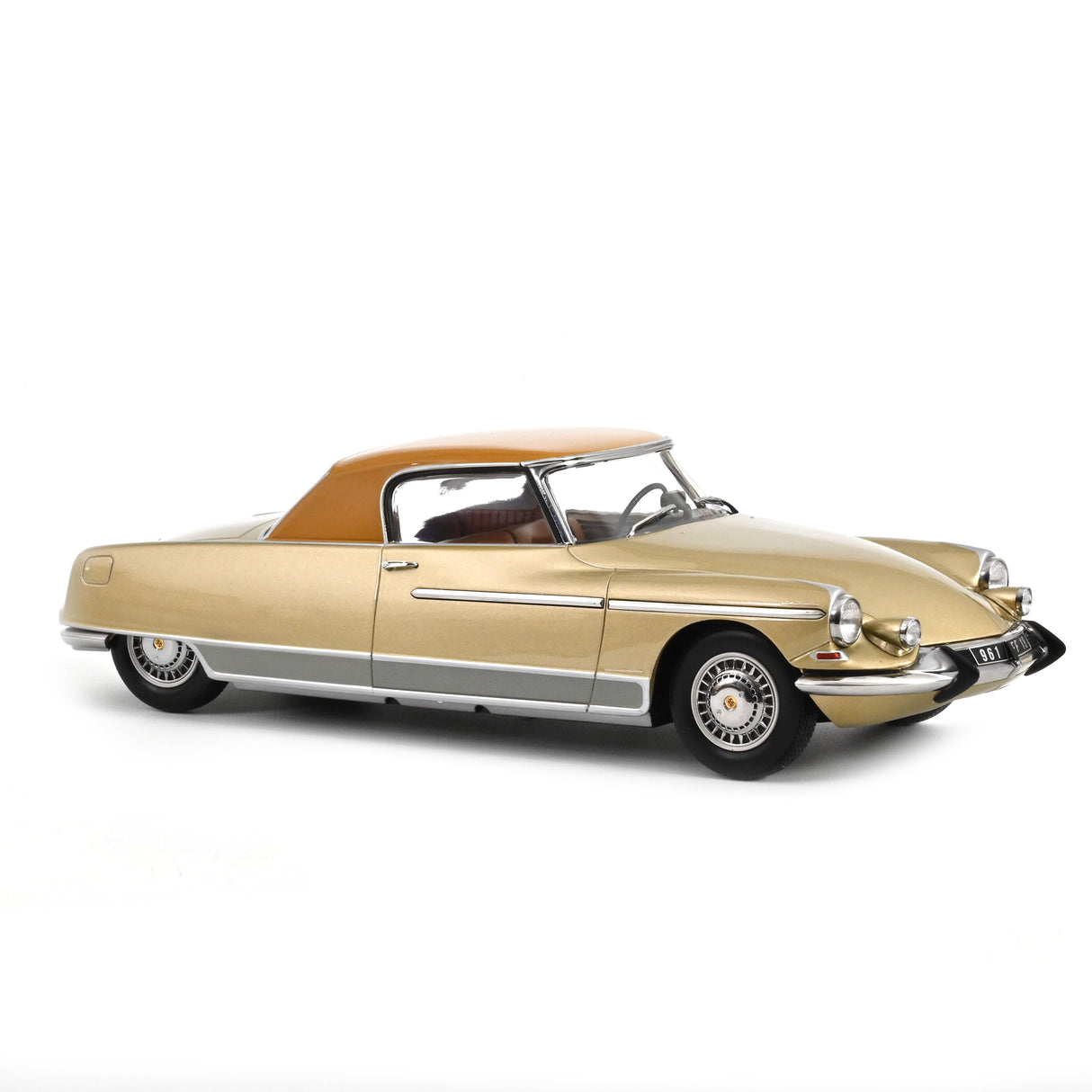 Norev Die Cast Collectables - 1:18 1964 Citroen DS 19 Le Dandy - Beige Metallic