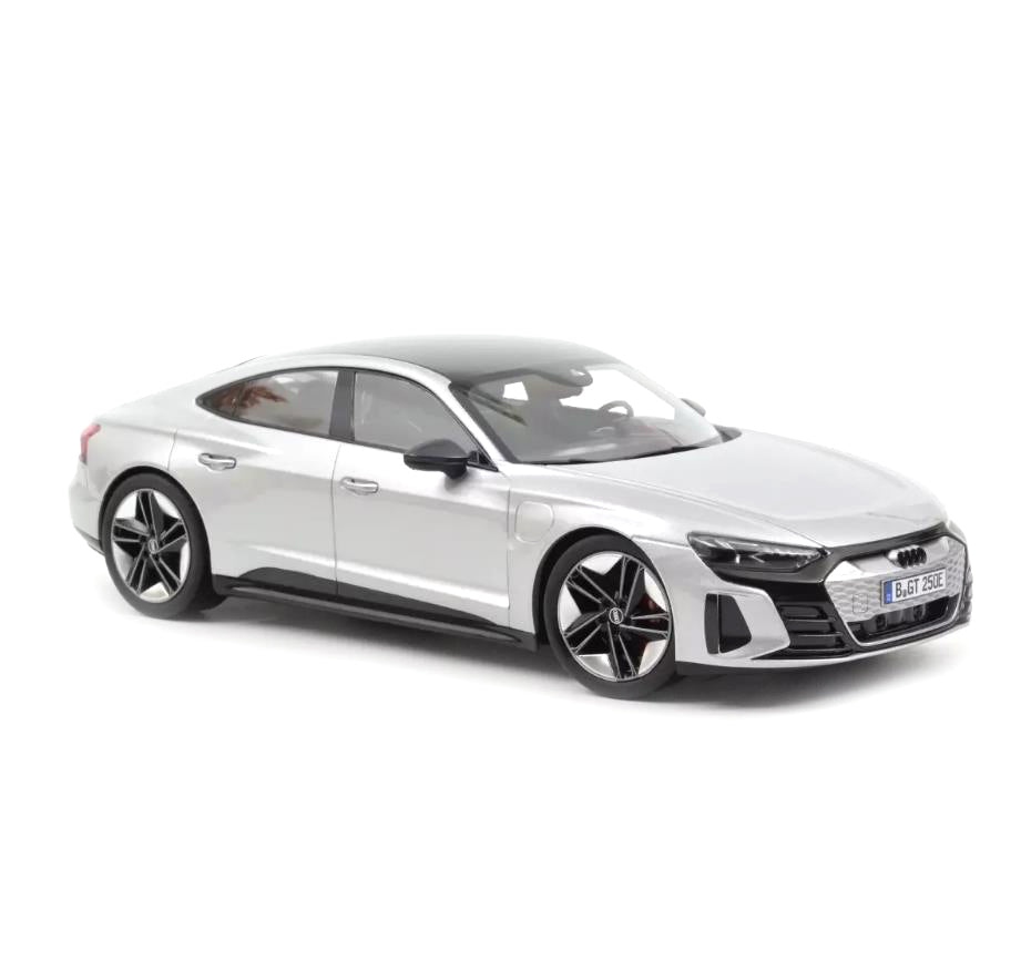 Norev Die Cast Collectables - 1:18 2021 Audi RS e-tron GT - Silver