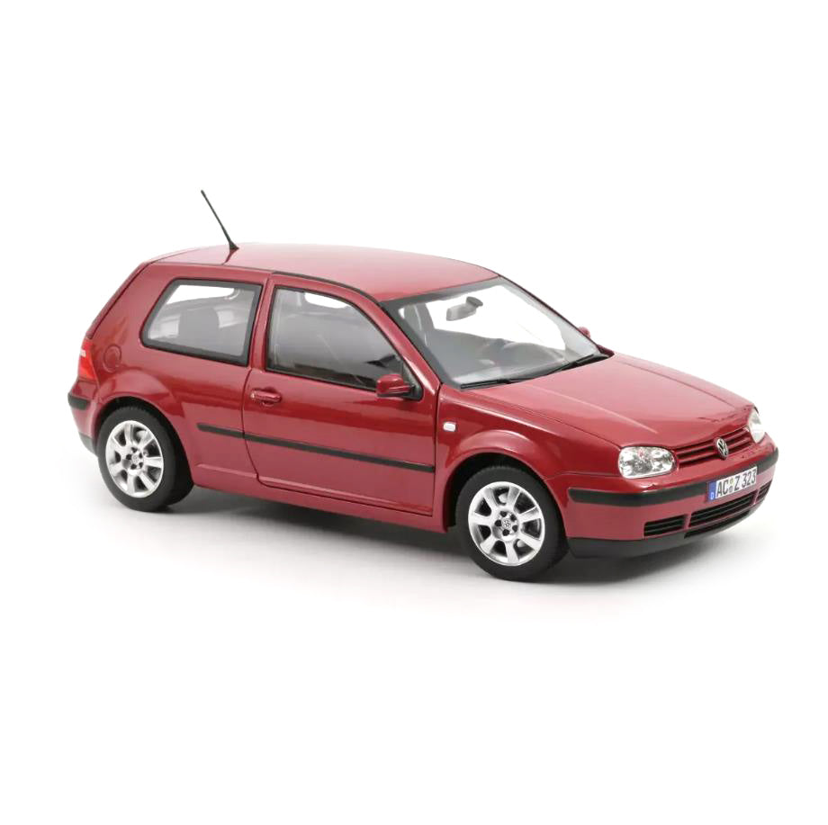 Norev Die Cast Collectables - 1:18 2002 VW Golf - Red