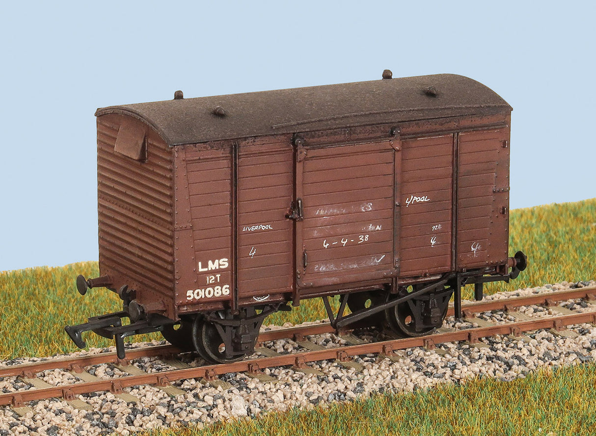 LMS 12 ton Ventilated Box Van (M/W)