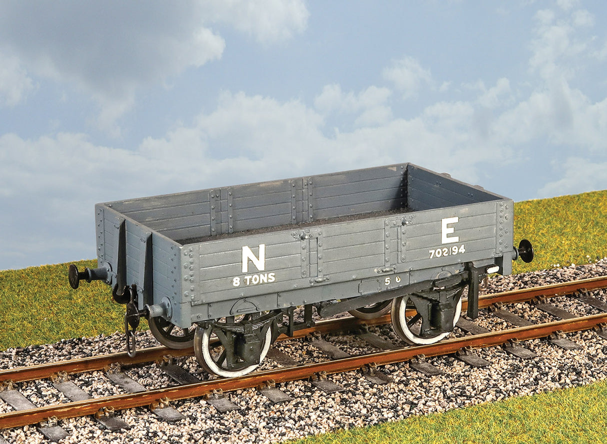 LNER 4 Plank Open Goods Wagon