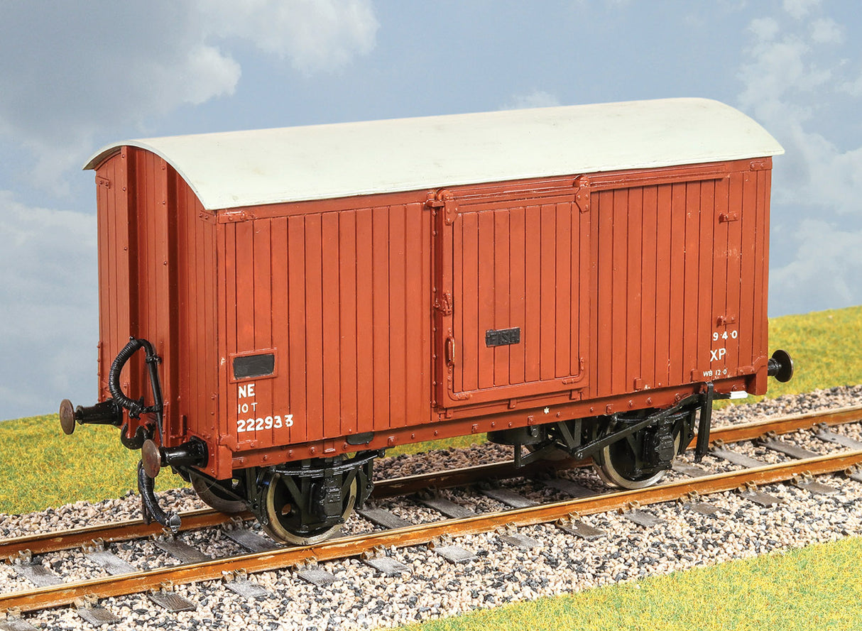 LNER   10 Ton Fish Van   (same item different code)