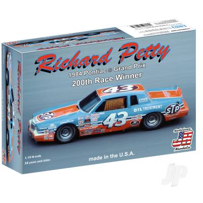 Salvinos JR Models 1:24 Richard Petty 1984 Pontiac Grand Prix 200 Race Winner kit