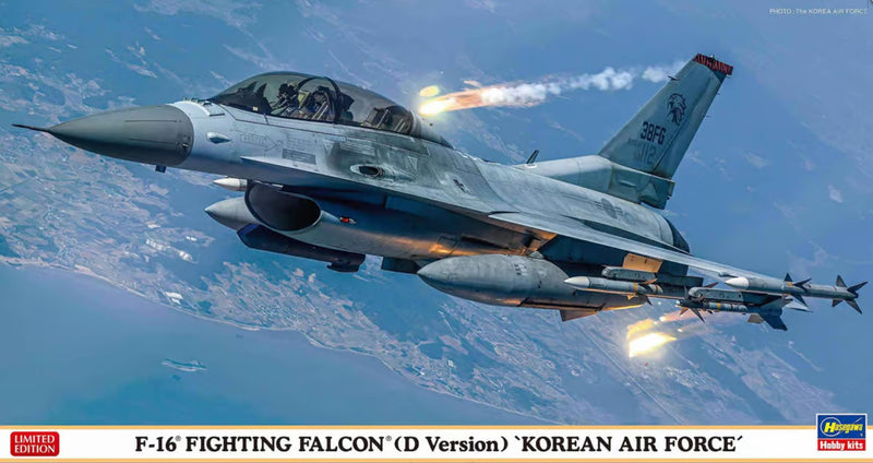Hasegawa 1:48 F-16 Fighting Falcon (D Version) Korean Air Force Kit HJT07512