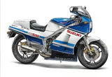 Hasegawa Model Kits - 1:12 Suzuki RG500R Early Version Blue And White Kit HA21760