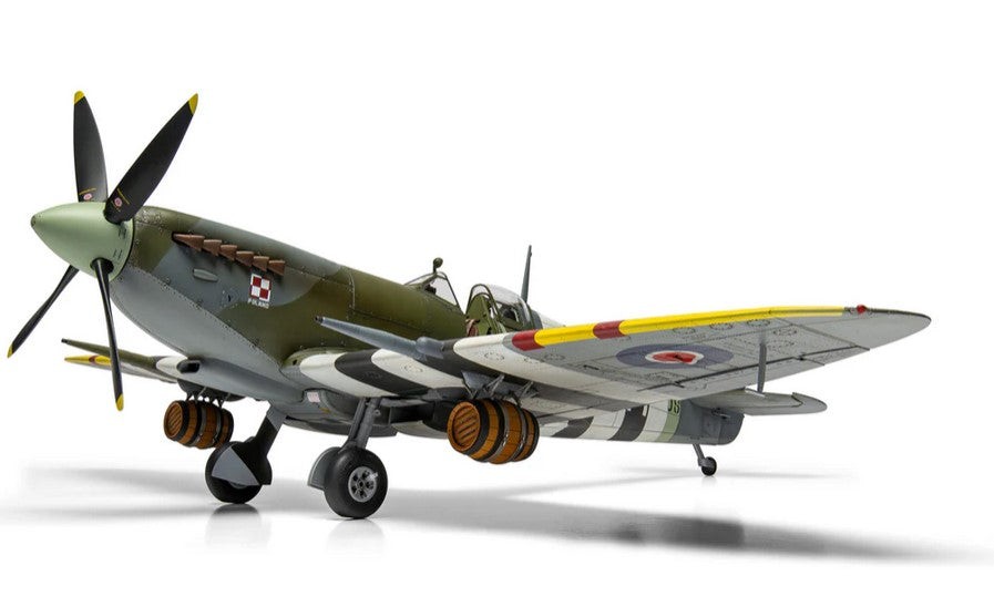 Airfix 1/48 Supermarine Spitfire Mk.IXc -Flying Dray Kit A17001A