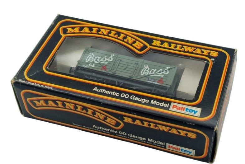 Mainline Railways 7 Plank Wagon - Bass 37-175