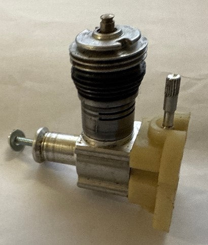 Cox Baby Bee Engine - no tank - SECOND HAND (Box 63)