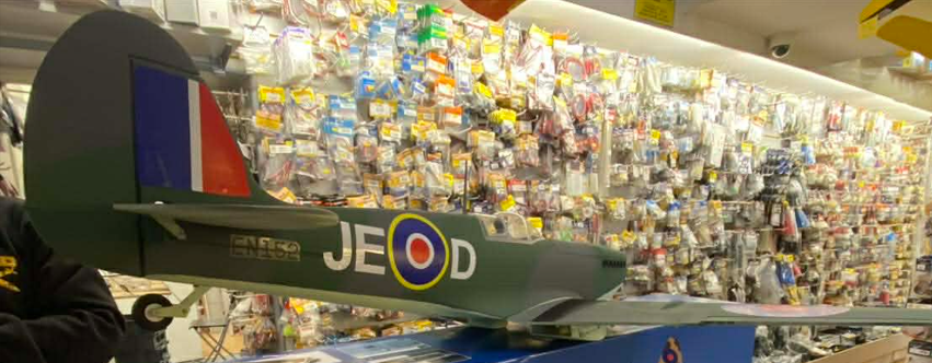 XFLY SUPERMARINE SPITFIRE MKIX GREEN 1200MM WITHOUT TX/RX/BATT - New Model - CUSTOM PAINT FINISH