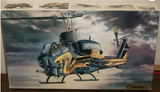 MRC 1/35 AH-1T+ Super (Gold) Cobra Kit BA105