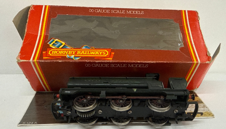 Hornby OO Gauge Pannier Tank 0-6-0 Loco 2721 GWR Black - SECOND HAND