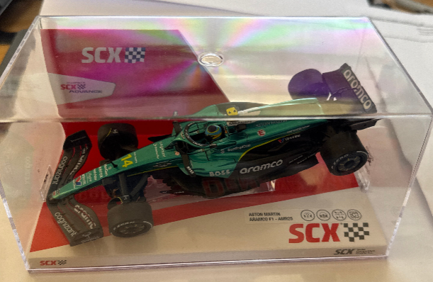 SCX 1/32 Aston Martin F1 Aramco