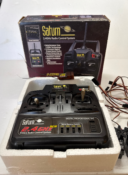 Satun 5ch Radio 2.4ghz with 5 Servos - SECOND HAND