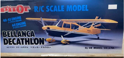 OK MODELS - PILOT BELLANCA DECATHLON  KIT - SECOND HAND - AS NEW IN BOX