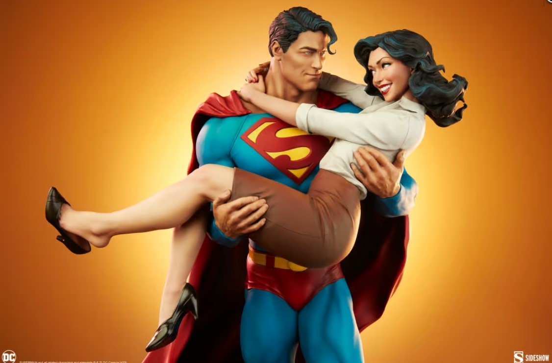 Sideshow Licensed Collectables - Superman and Lois Lane Diorama