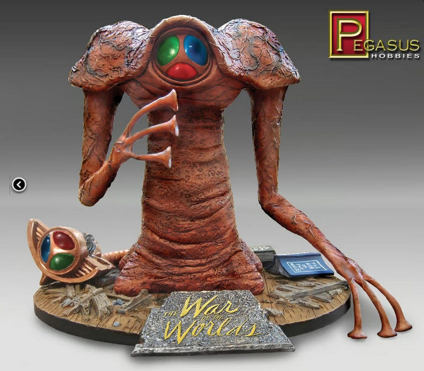 Pegasus 1/8 War of the Worlds Martian Figure kit PEG9008