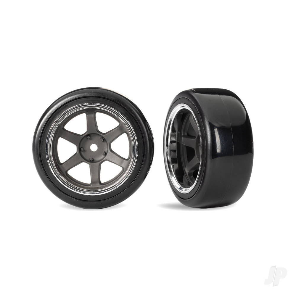Tyres & wheels assembled (six spoke graphite gray wheels w/chrome rim 1.9 Drift tyres (2 dots soft smooth surfaces)) (wide rear) (2)