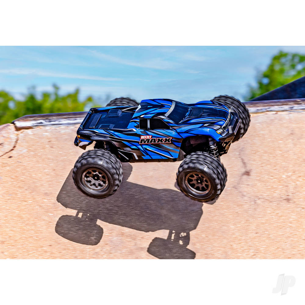 Mini Maxx BL-2S 4WD RTR Monster Truck Blue (+ TQi 2-ch BL-2s 2S LiPo USB-C Charger Clipless Body) - EX DISPLAY