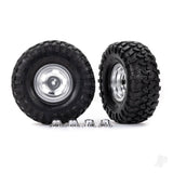 Tyres & wheels assembled glued (2.2in satin chrome wheels Canyon Trail 5.3 x 2.2in Tyres) (2)/ centre caps (2) (requires #8255A extended thread stub axle)