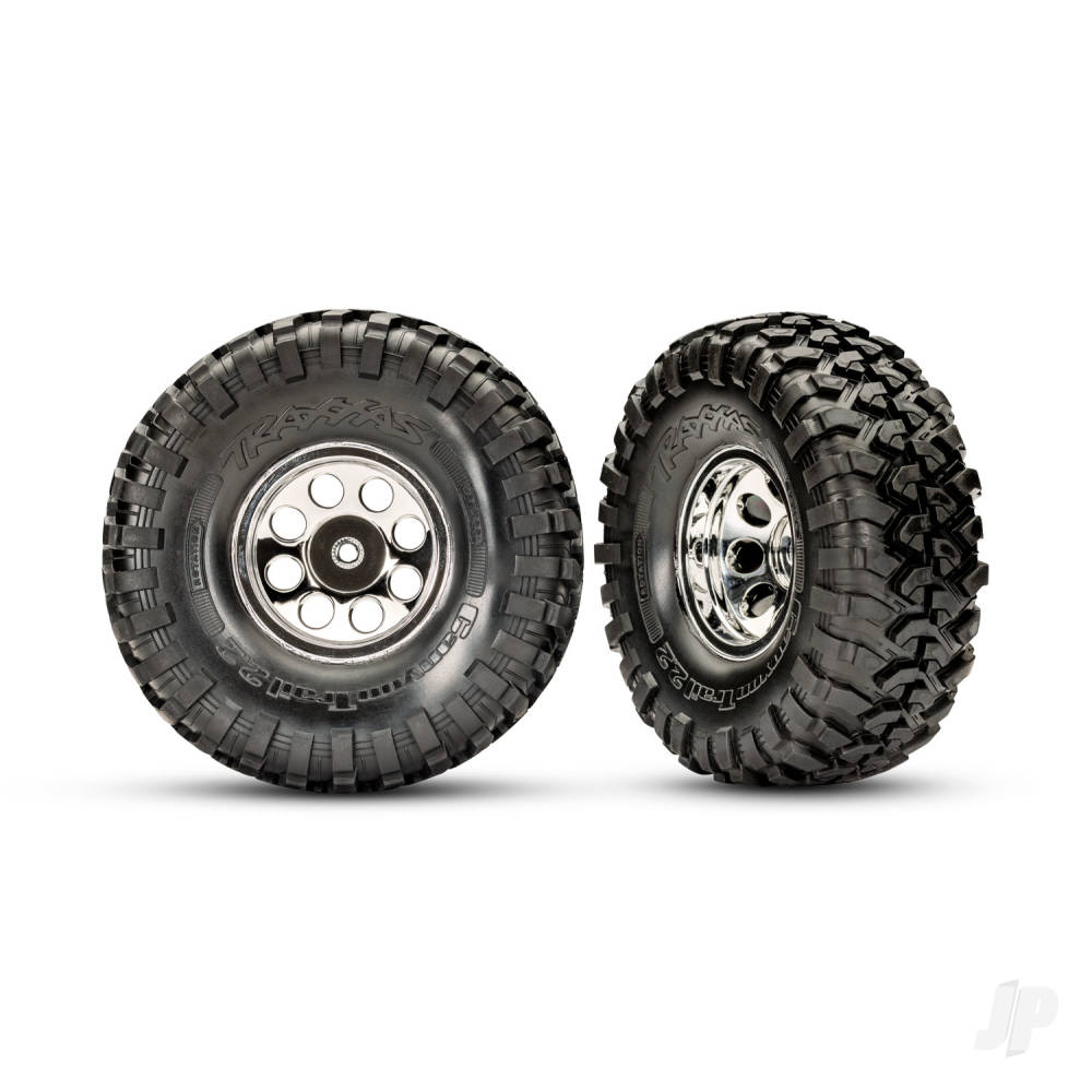 Tyres and wheels assembled glued (2.2in classic chrome wheels Canyon Trail 5.3x2.2in Tyres foam inserts) (2) (requires #8255A extended thread stub axle)