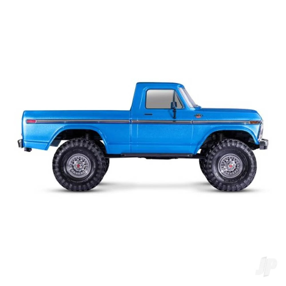 Traxxas TRX-4 1979 Ford F-150 1:10 4WD Electric RTE Scale & Trail Crawler - Blue (+ TQ 2-ch/XL-5 HV Titan 550/Clipless Body)