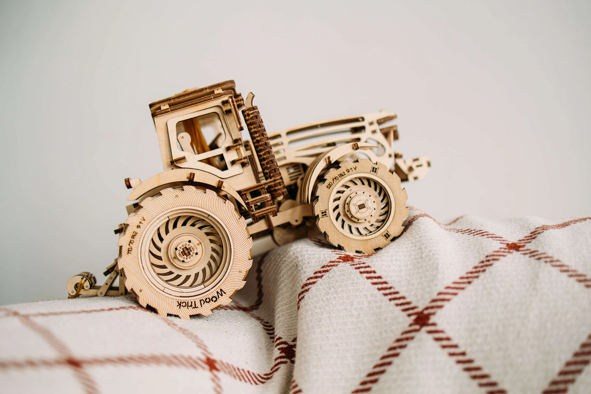 Wood Trick Tractor Kit