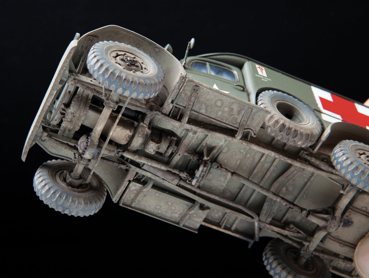 ZVEZDA Dodge WC-54 Ambulance 1/35 3711