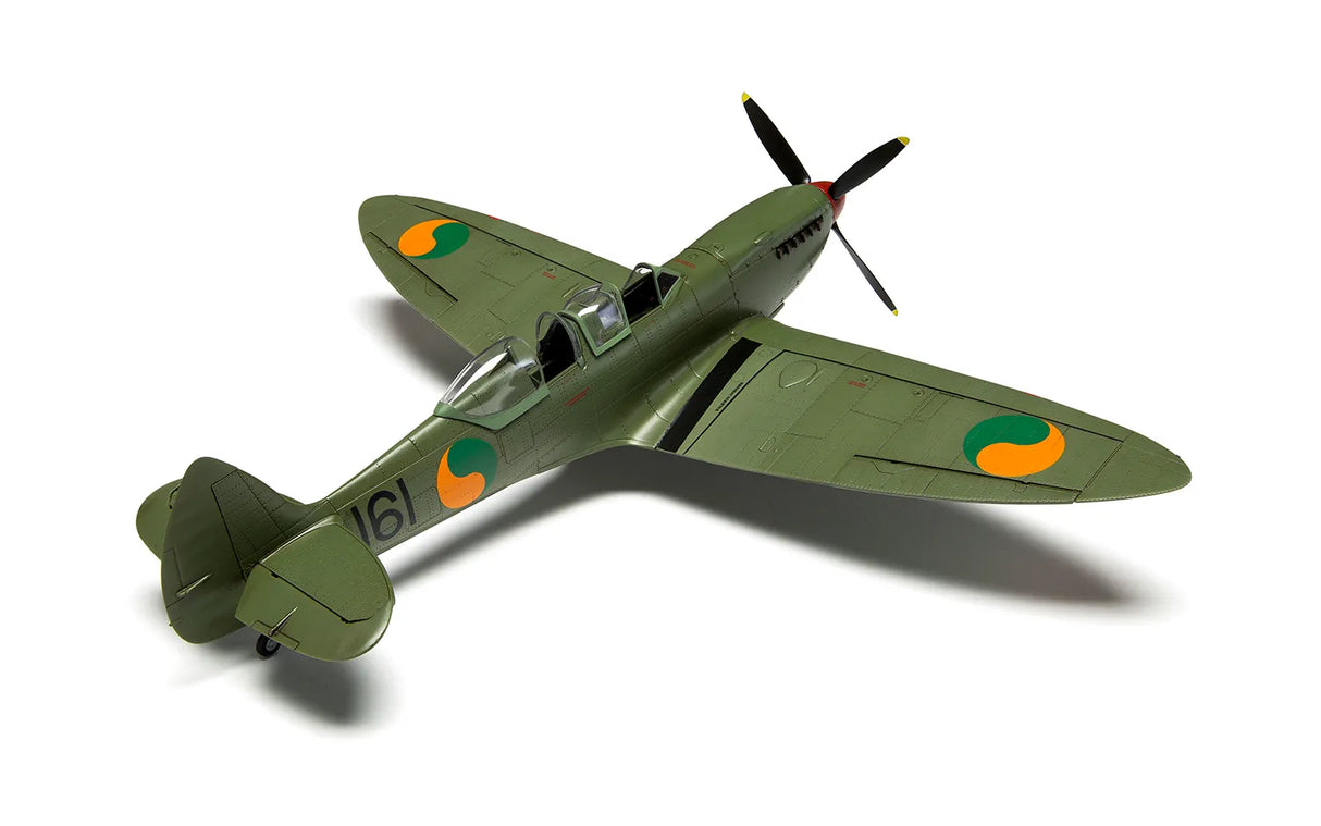 Airfix 1/48 Supermarine Spitfire Tr.9 Kit A05143