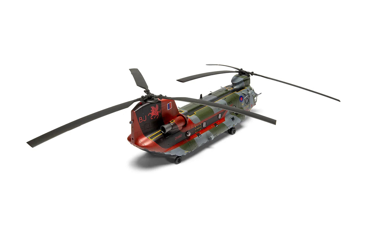 Airfix 1/72 Boeing Chinook HC.1 (late) Kit A06024