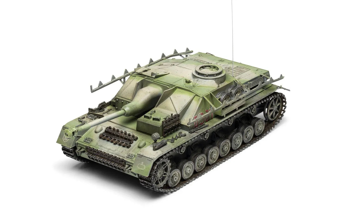 Airfix 1/35 Stug IV SD.KFZ.167 (Early Version) 1:35 Tank Kit A1377