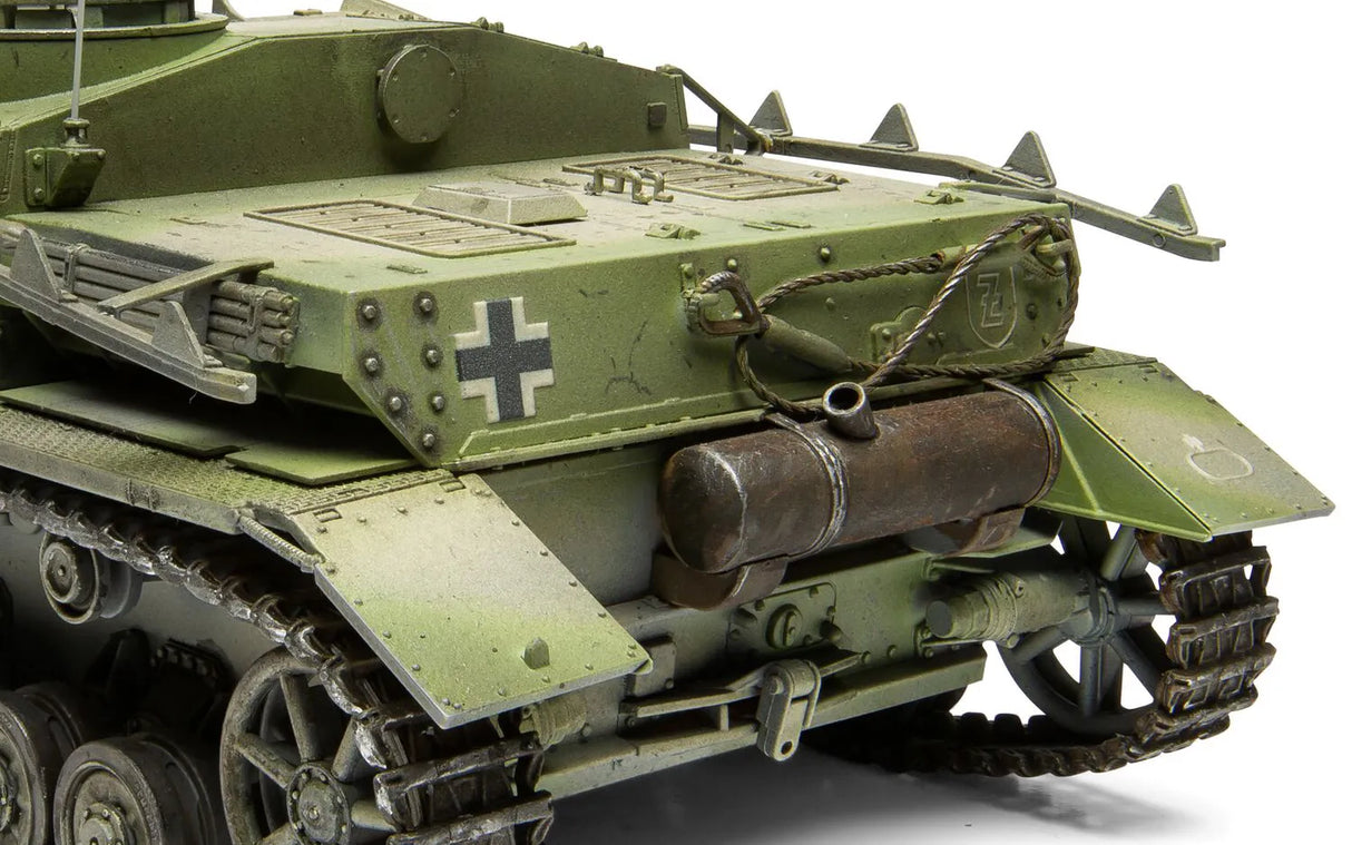Airfix 1/35 Stug IV SD.KFZ.167 (Early Version) 1:35 Tank Kit A1377